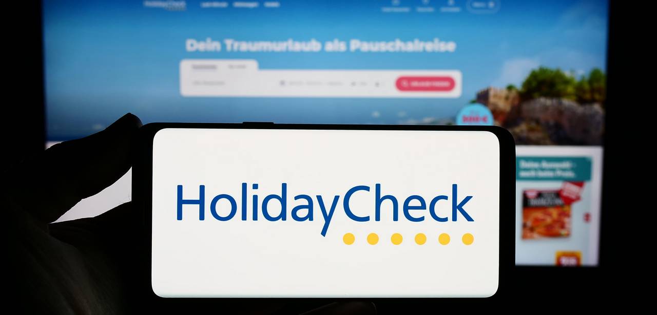 HolidayCheck ermöglicht es Reisenden, fundierte Entscheidungen zu treffen (Foto: AdobeStock - 675198243 Timon)