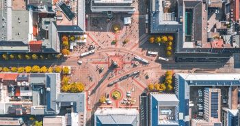 Digitalstadt Darmstadt erhält nun fünftes Lasten-E-Bike für Schul-IT (Foto: AdobeStock - uslatar - 444082634)